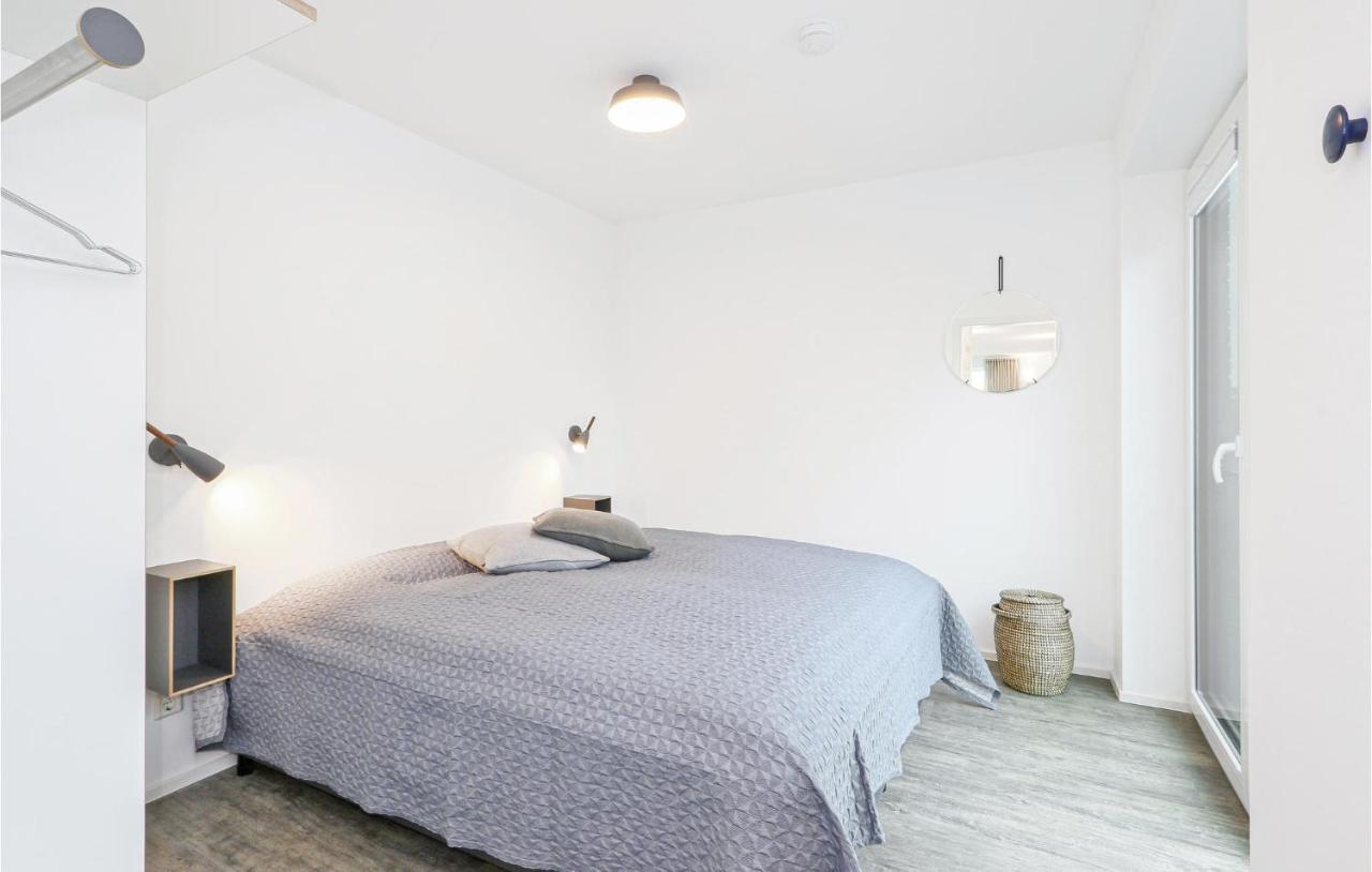 2 Bedroom Cozy Apartment In Lembruch-Duemmer See Dış mekan fotoğraf